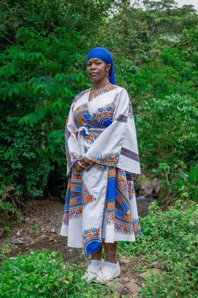 Dr. Lakisha, portrait in the garden